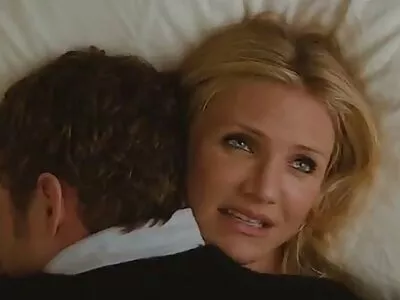 So eine hübsche, tätowierte blonde Frau macht geile reife frauen kostenlos mit seinem lüsternen Ehemann einen heißen Sexspaß, verdammt!