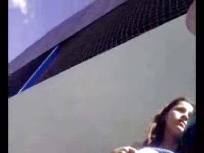 Lustvoller geile reife frau mollig Kerl auf Video aufgenommen, ihre so hübsche Freundin masturbiert mit einem Dildo