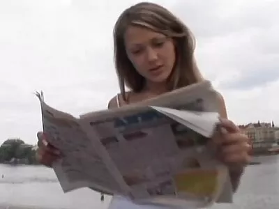 So hübsche brünette Ex-Freundin gibt sich einem Schwanz hin und macht reife geile hausfrauen dieses heiße Video, verdammt!